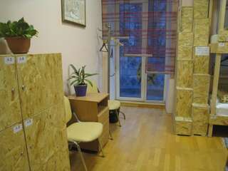 Хостелы Hostel Smile-Dnepr Днепр Кровать в общем 6-местном номере для женщин-4